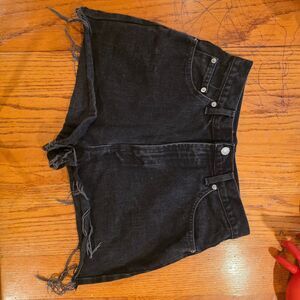 GAP Black Studded Denim Cutoff Shorts Women's Size 6 Est Raw Hem Gold Dome Studs